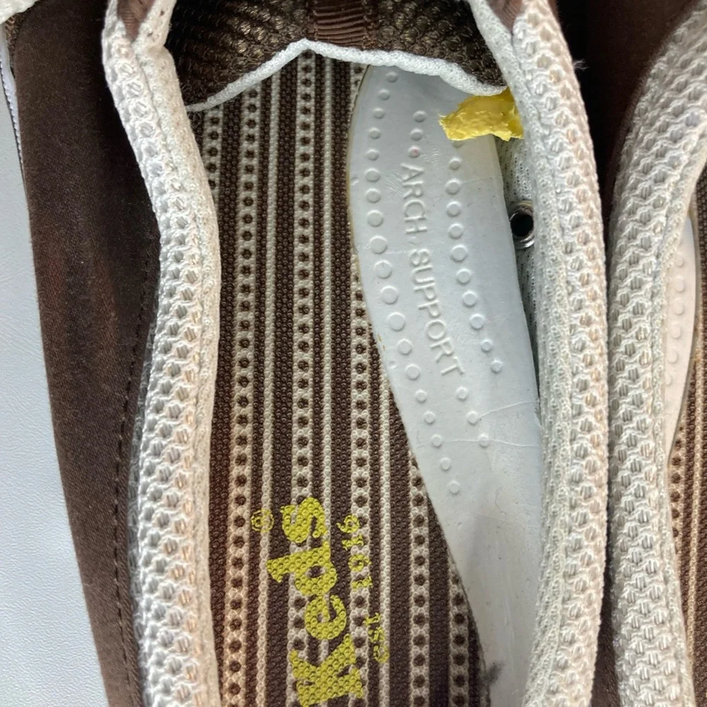 Keds Women's Size 9 Brown Slip On Sneakers With Arch Support